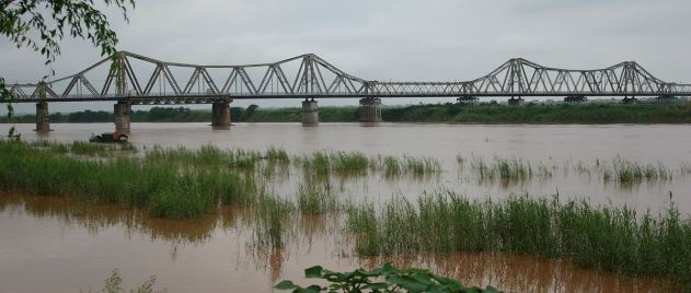 Long_bien_bridge 1200px TRIM