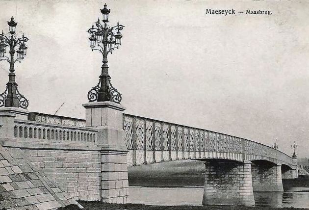 Maaseik - Oude Maasbrug 01 CONTRAST