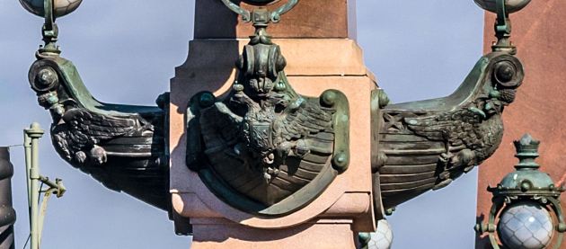 Trinity Bridge Columns TRIM