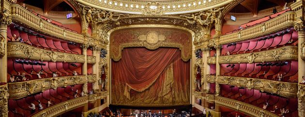 A_panoramic_view_of_the_Opera_Garnier_in_Paris,_6_July_2015 1200px