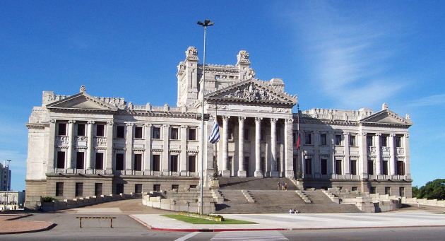 Palacio_Legislativo 1200px TRIM